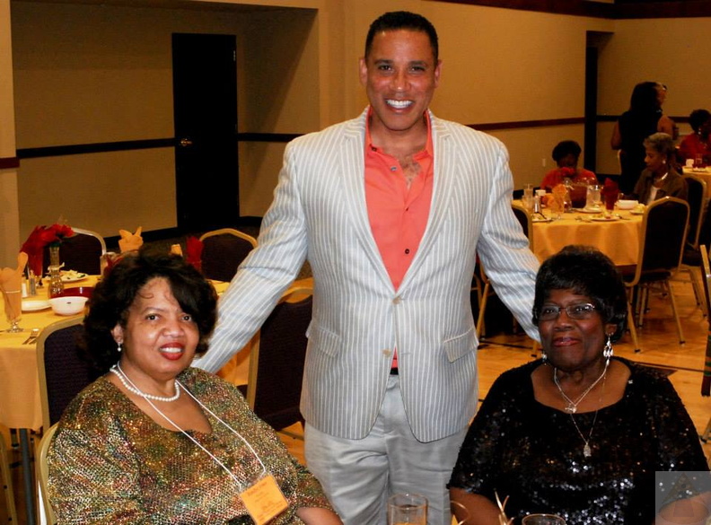 banquet-with-momma-and-robert-sims.jpg